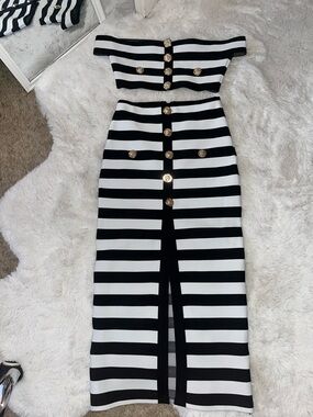 the most beautiful Bella Barnett two piece  striped midi skirt and top set😍😍😍😍